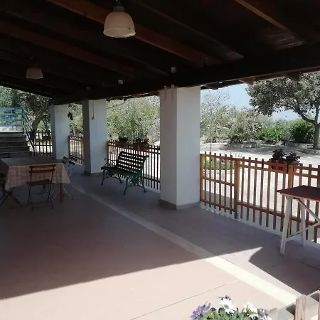 Polignano: Ai Due Capperi